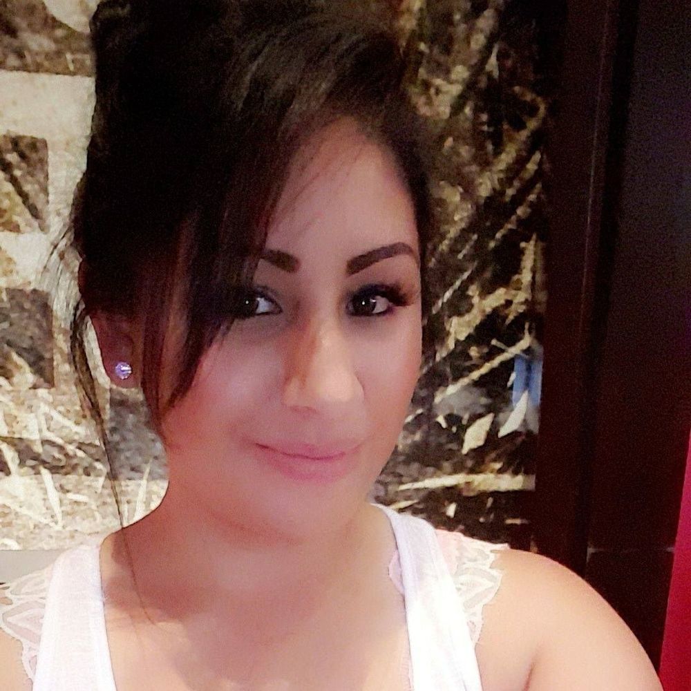 Meet your Posher, Cecilia